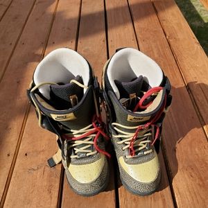NIKE Zoom Force 1 Snowboarding Boots
